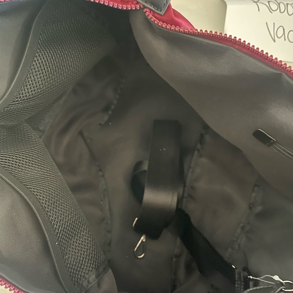 Mondani Weekender bag (maroon) - Picture 3 of 7